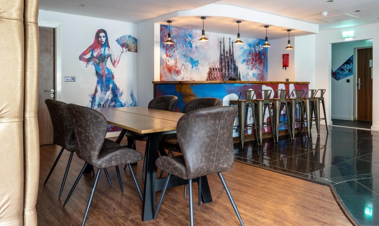 The Bling Hotel By Ustay Aparthotels Liverpool Dış mekan fotoğraf